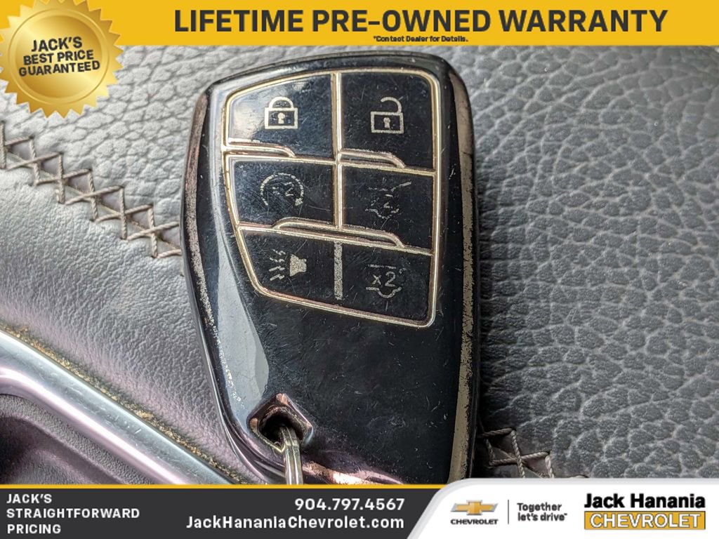 Used 2021 GMC Yukon XL Denali w/ Denali Premium Package image 34