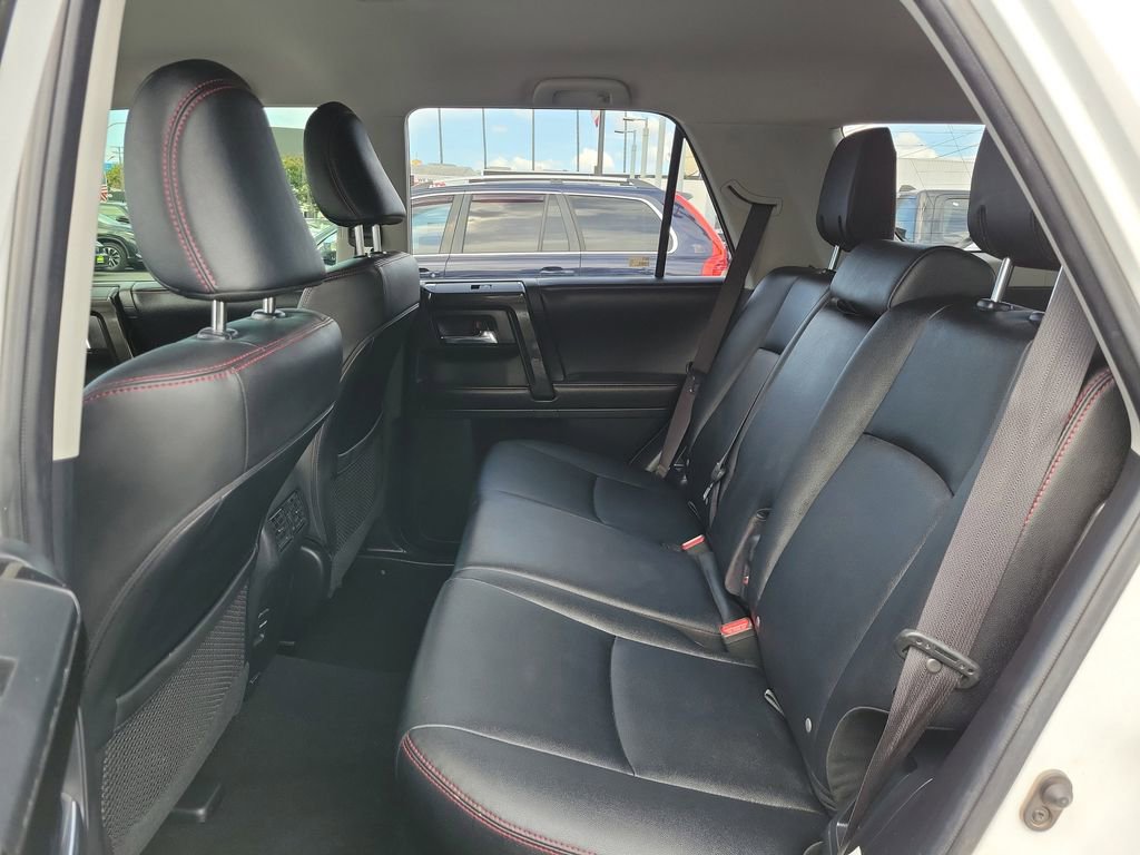 Used 2019 Toyota 4Runner TRD Off-Road Premium AWD/4WD image 16