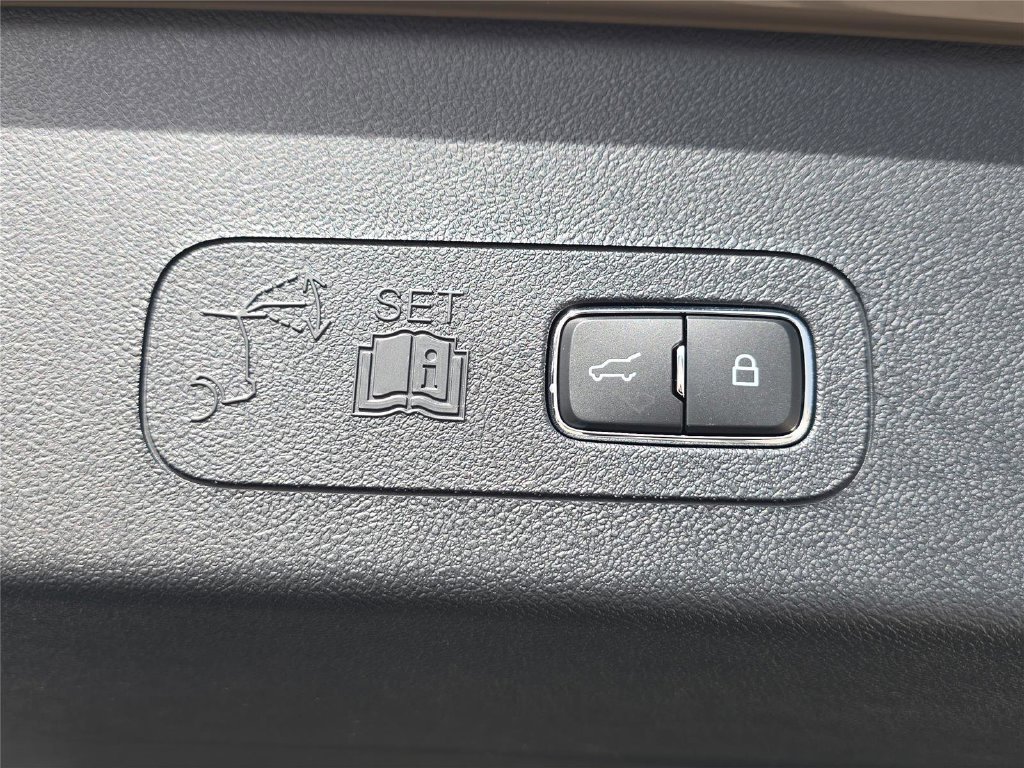 New 2026 Lincoln Aviator AWD image 26