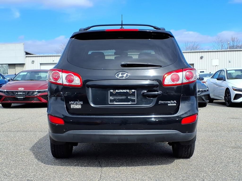 Used 2011 Hyundai Santa Fe SE image 4