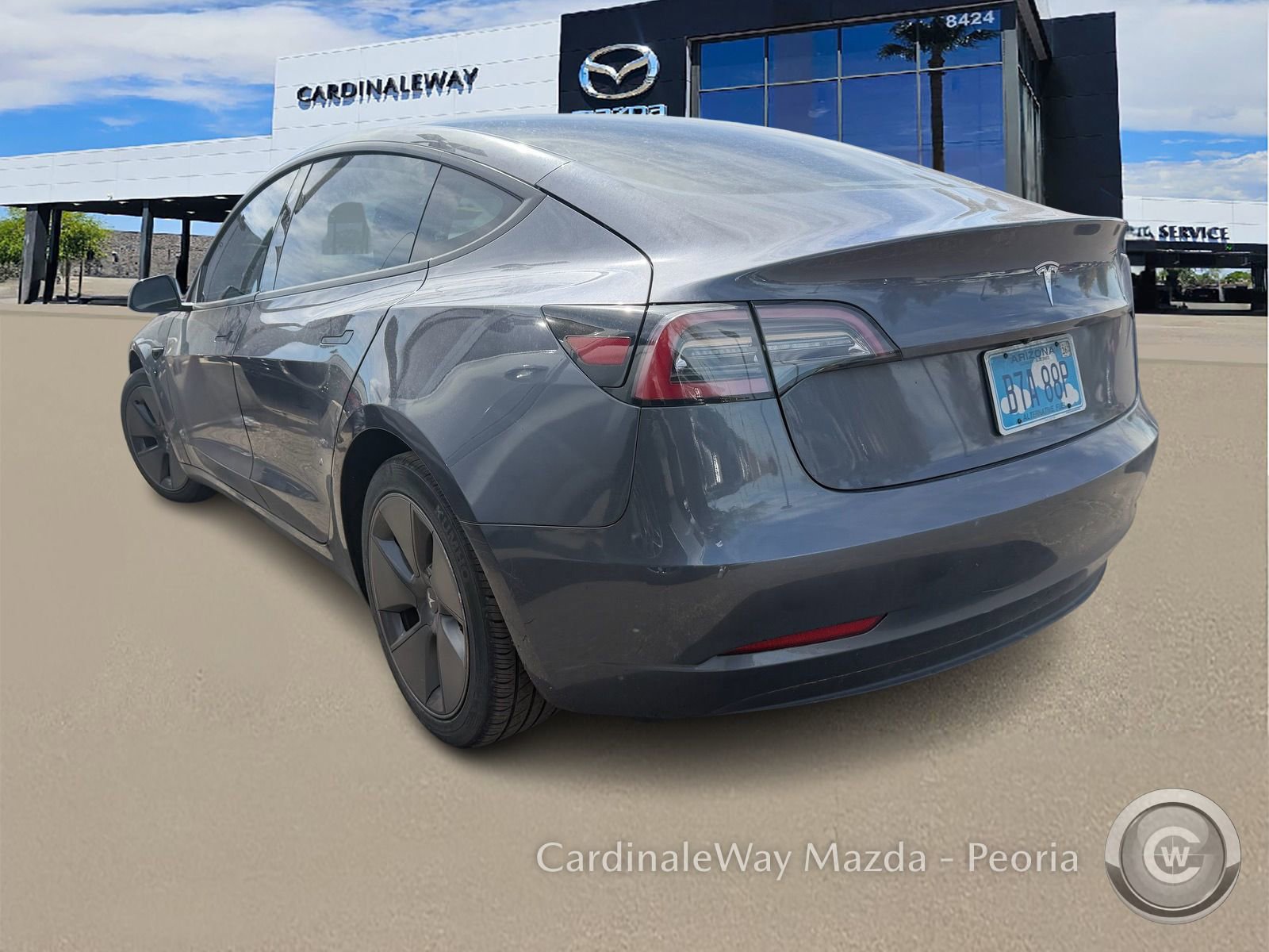 Used 2023 Tesla Model 3 Standard Range image 2