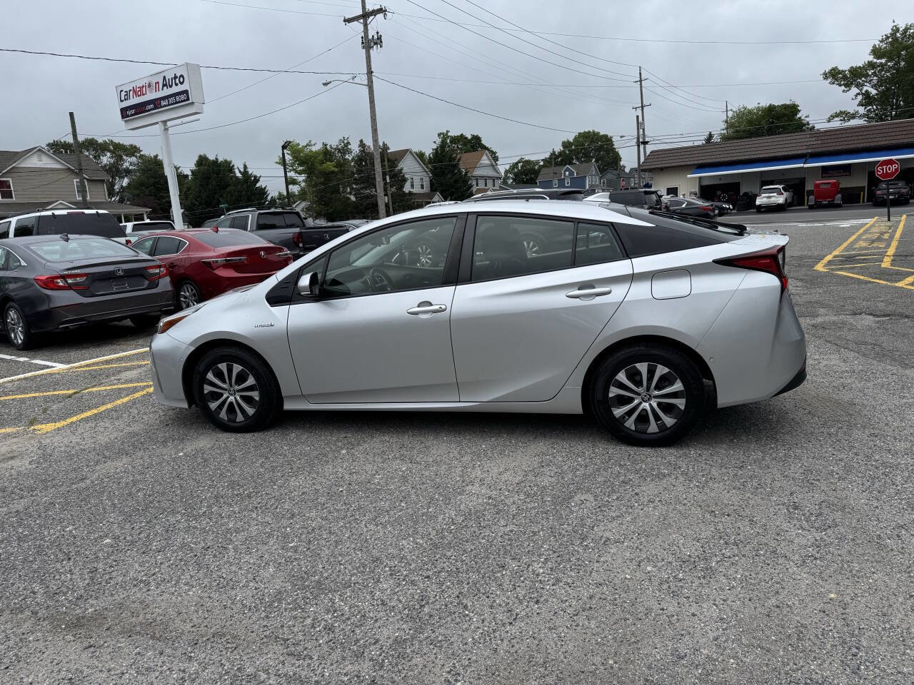 Used 2019 Toyota Prius LE AWD/4WD image 25