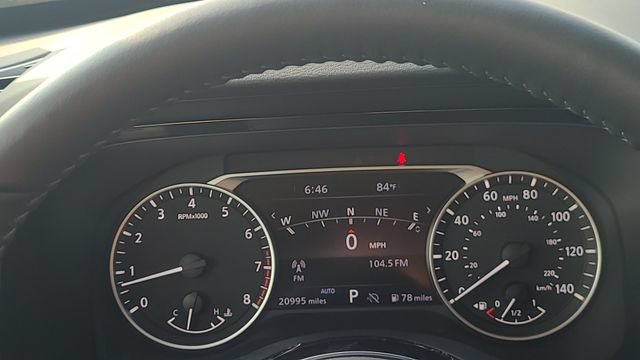 Used 2025 Nissan Pathfinder SL AWD/4WD image 14