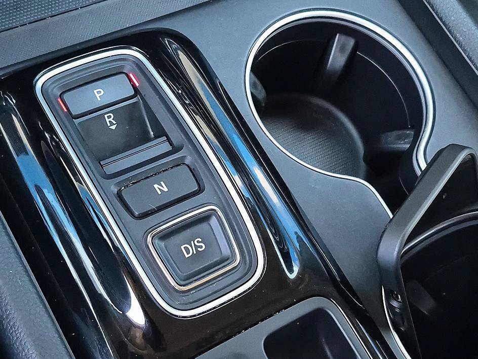 Used 2025 Honda Pilot Touring image 26