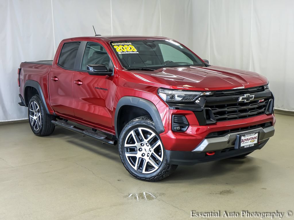 Used 2023 Chevrolet Colorado Z71 w/ Z71 Convenience Package 2 AWD/4WD image 2
