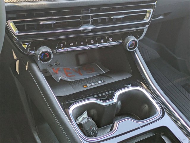 New 2026 Chevrolet Traverse High Country image 22