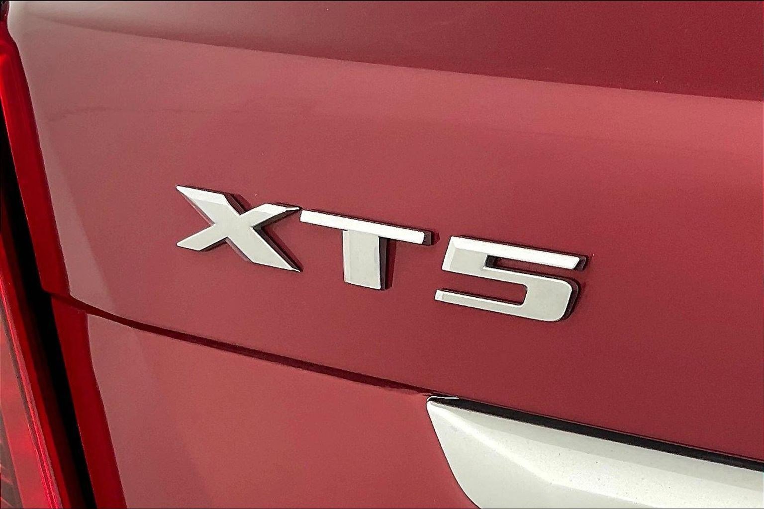 Certified 2023 Cadillac XT5 Premium Luxury image 24