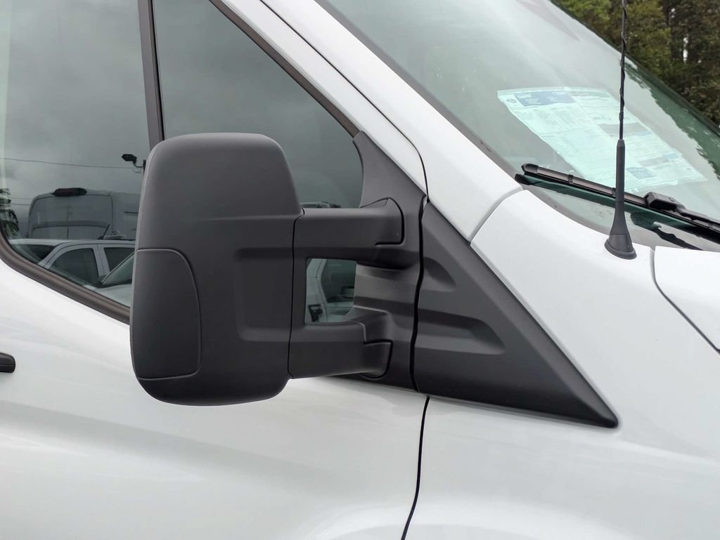 New 2027 Ford Transit 250 148 Medium Roof w/ Load Area Protection Package RWD image 12