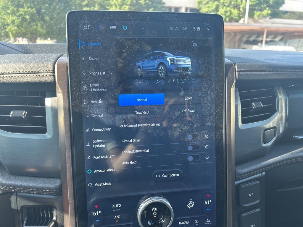 Used 2022 Ford F150 Lightning Lariat AWD/4WD image 9