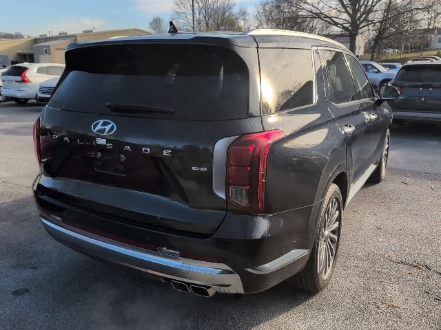 Used 2024 Hyundai Palisade Calligraphy image 7