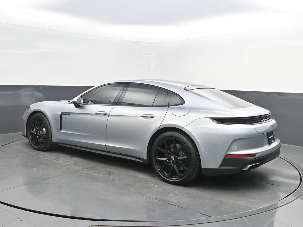 New 2026 Porsche Panamera 4 image 3
