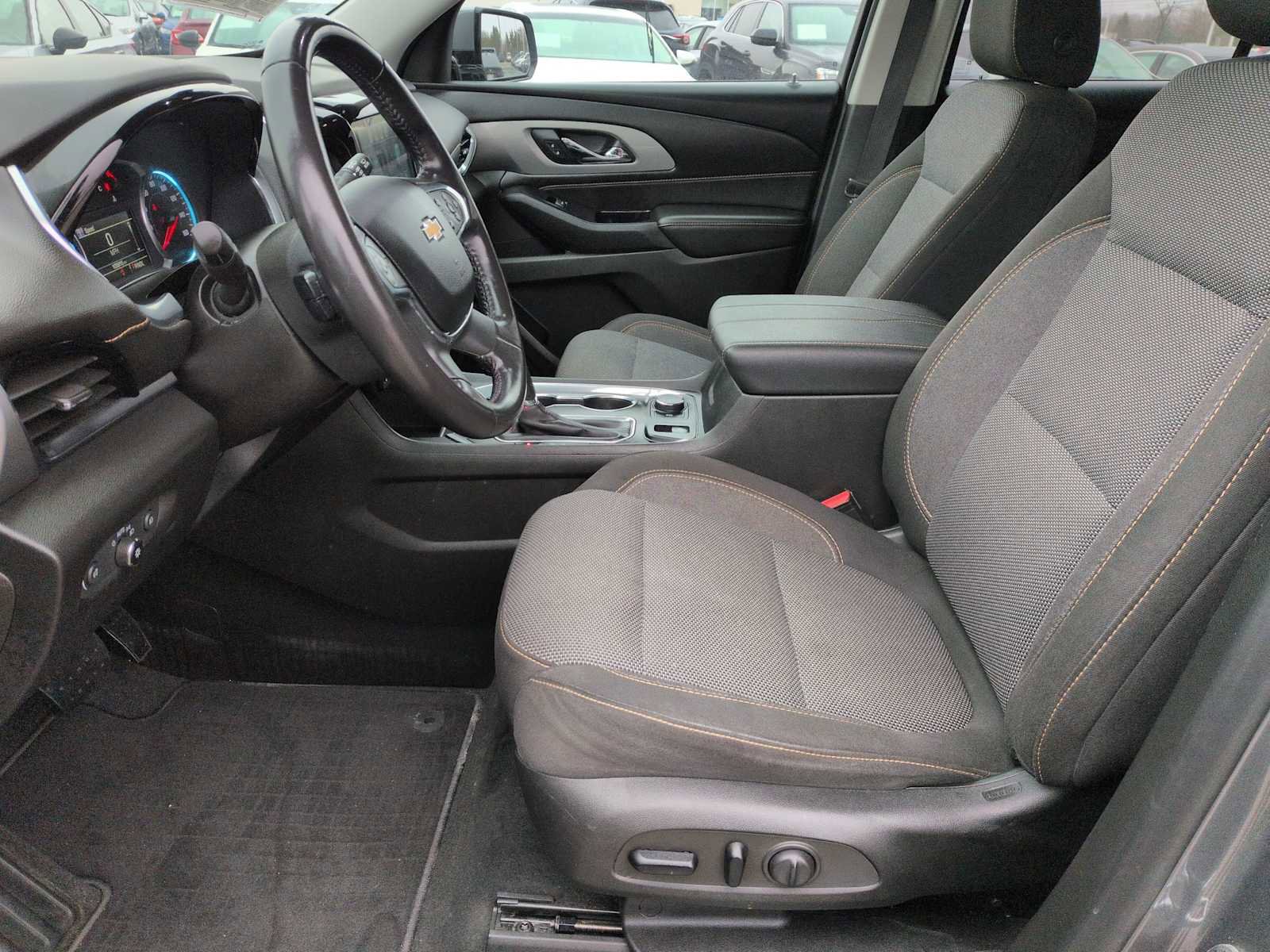 Used 2019 Chevrolet Traverse LT w/ LPO, Floor Liner Package image 16