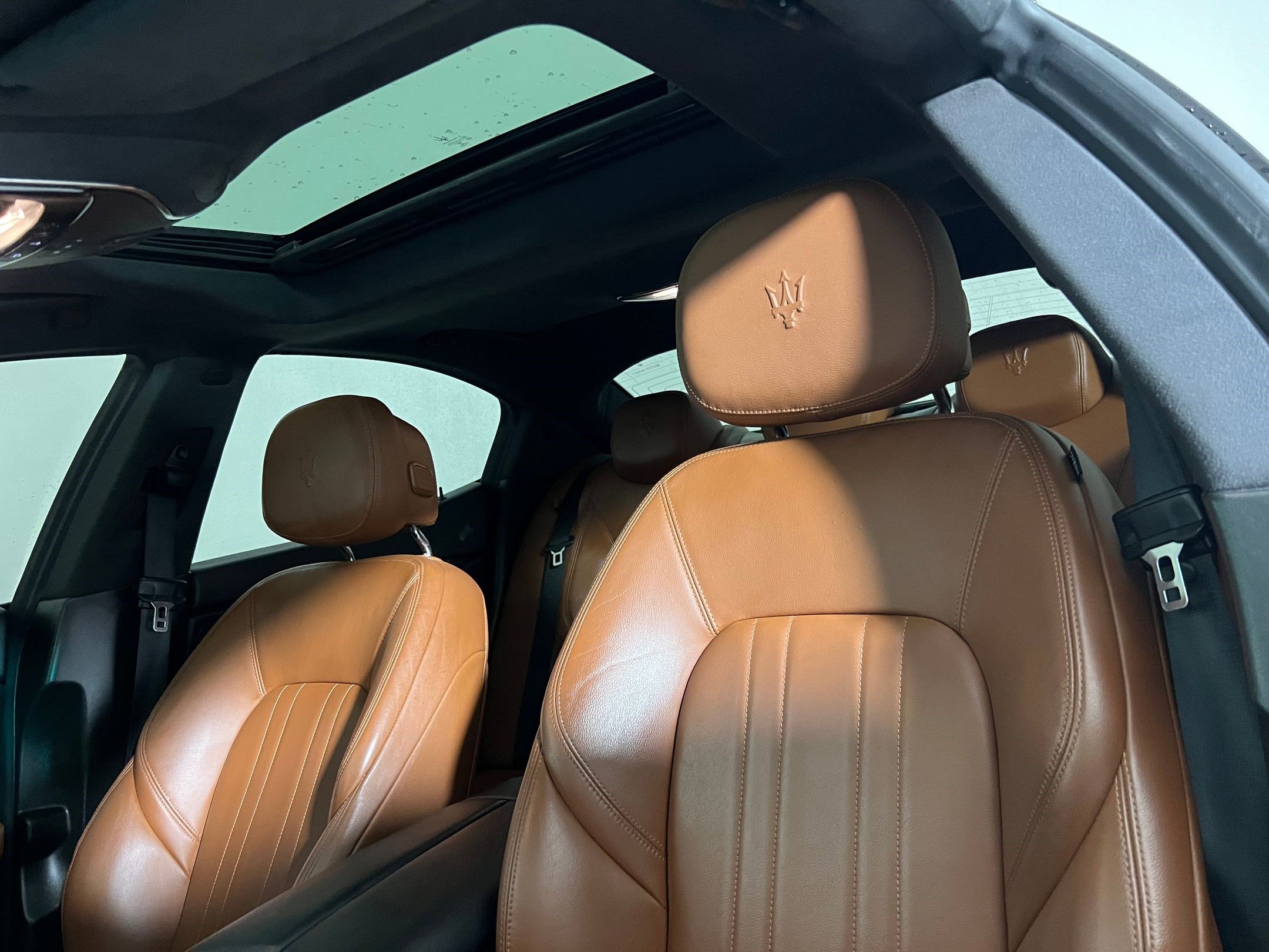 Used 2016 Maserati Ghibli image 25