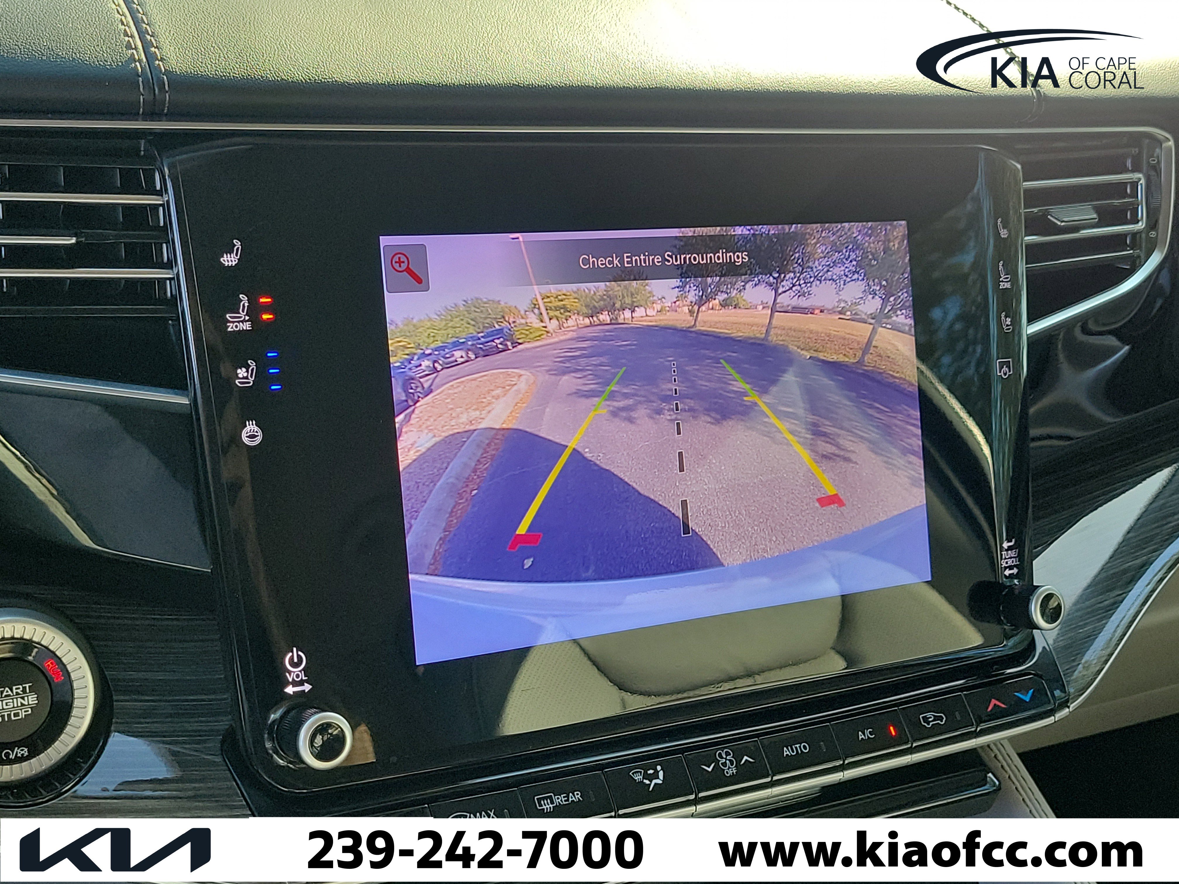 Used 2022 Jeep Wagoneer Series III w/ Flexible Seating Group image 29