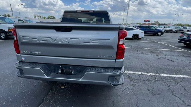 Used 2023 Chevrolet Silverado 1500 Custom AWD/4WD image 9