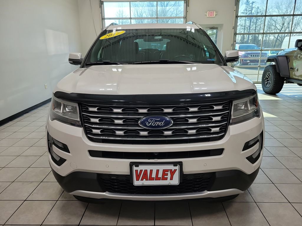 Used 2017 Ford Explorer Limited image 9