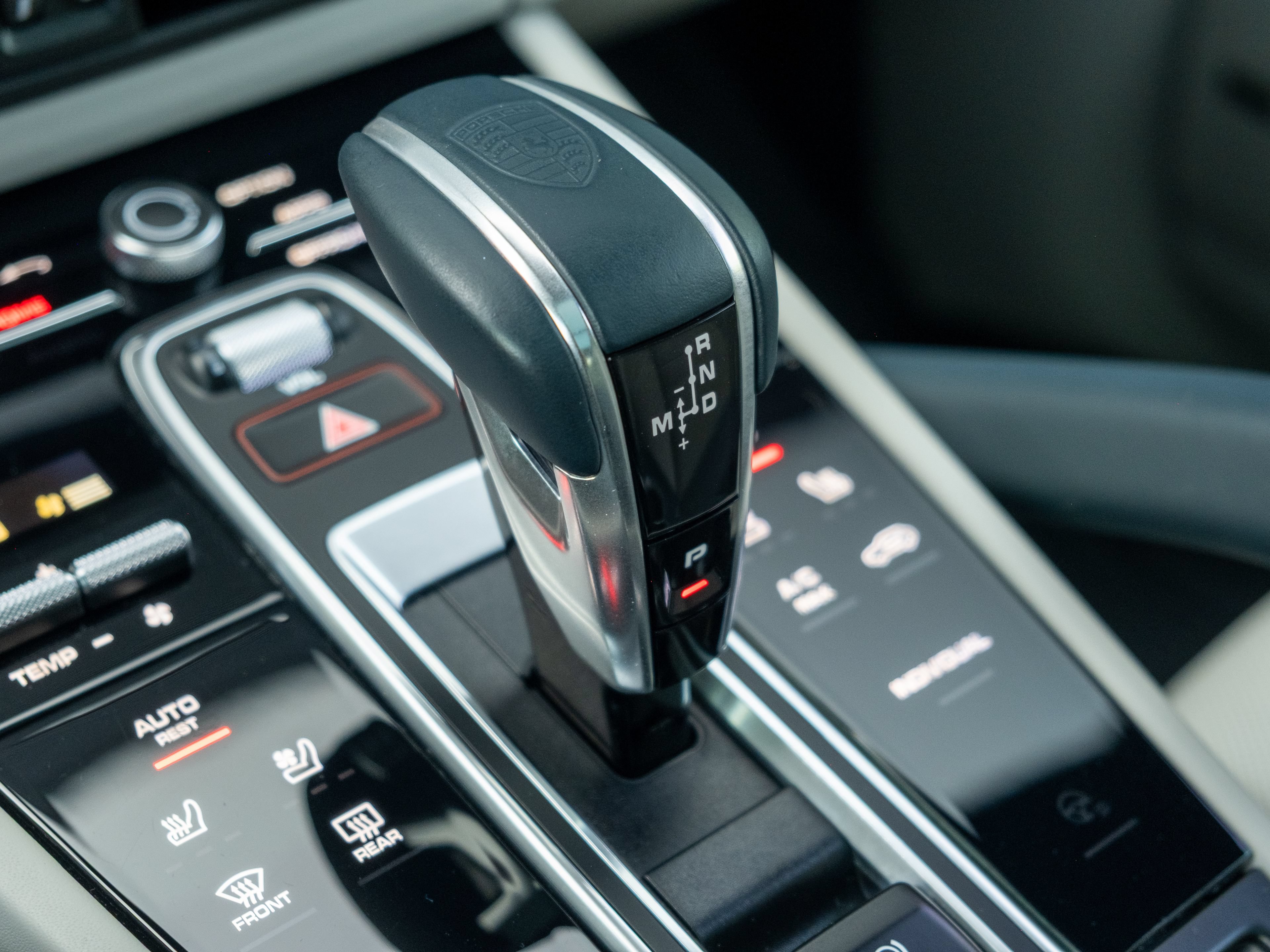Certified 2023 Porsche Cayenne Turbo S AWD/4WD image 35