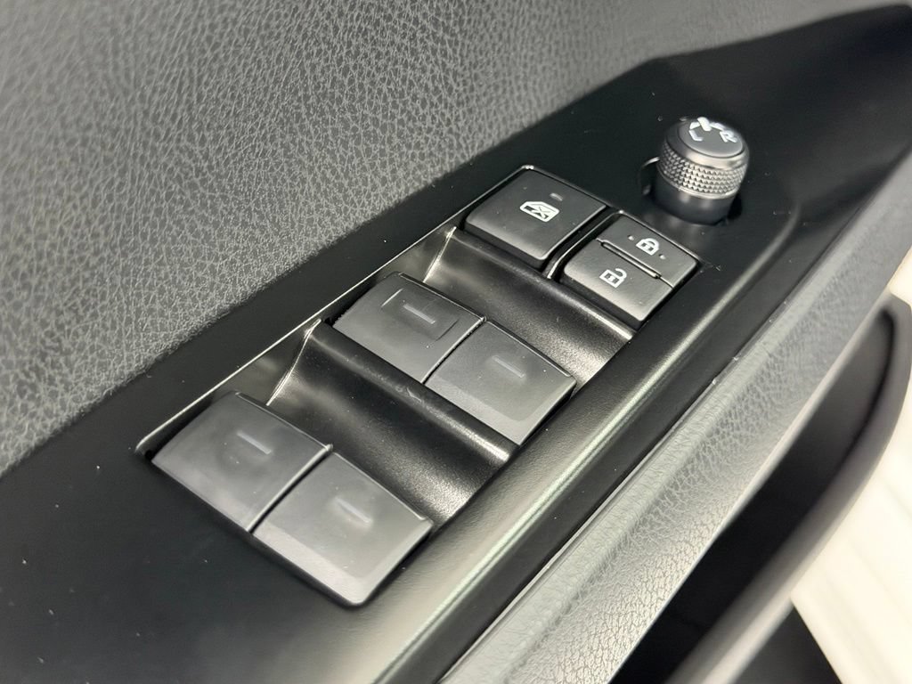 Used 2026 Toyota Camry SE FWD image 20