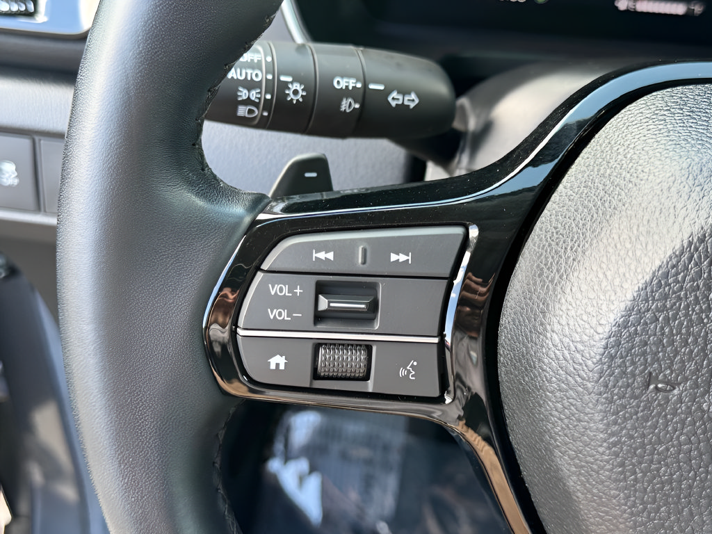 Used 2024 Honda Pilot EX-L image 15