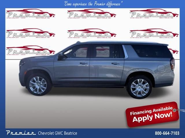 Used 2022 Chevrolet Suburban High Country image 2