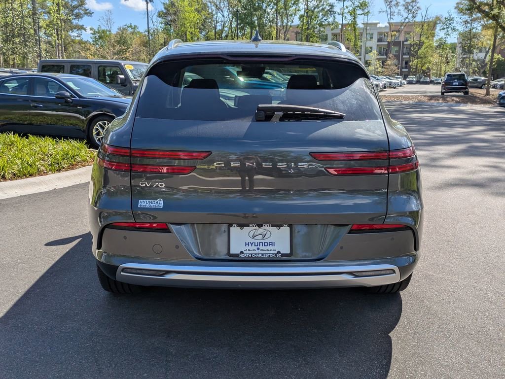 Used 2023 Genesis Electrified GV70 Advanced image 5