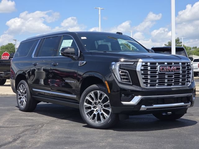 New 2026 GMC Yukon XL Denali w/ Sun & Power Step Package AWD/4WD image 2