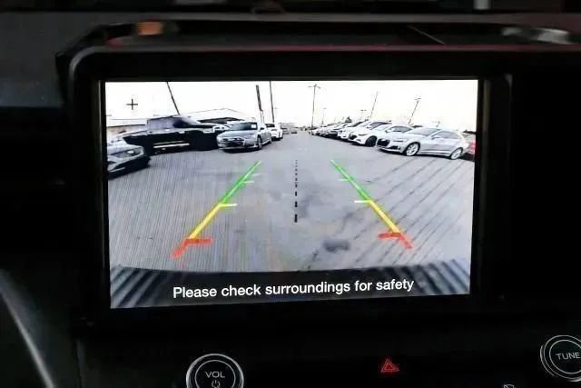 Used 2024 Ford Maverick XL image 27