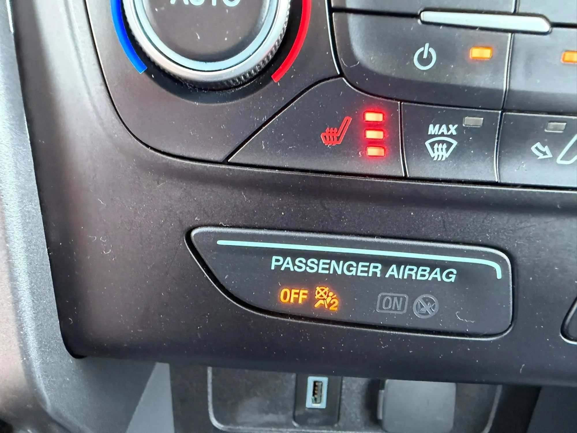 Used 2018 Ford Escape SE AWD/4WD image 26