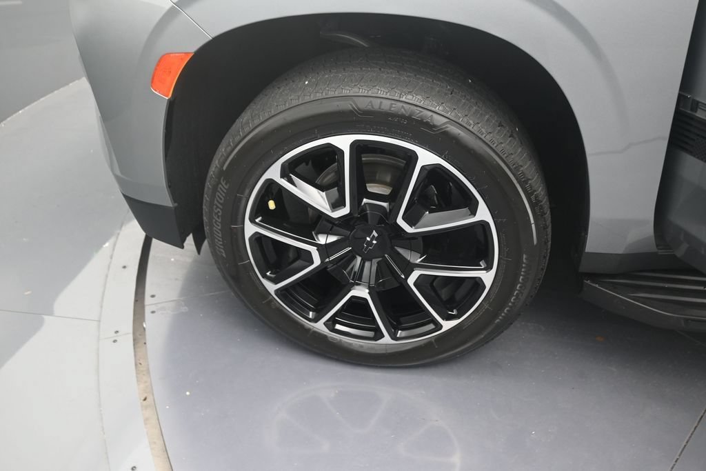 Used 2023 Chevrolet Tahoe LS RWD image 9