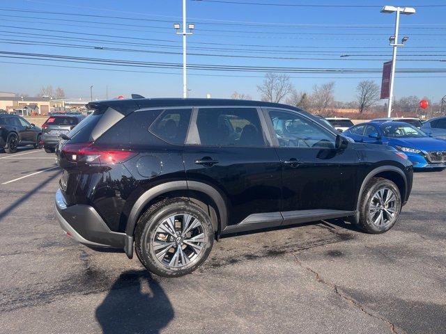 Certified 2023 Nissan Rogue SV image 6