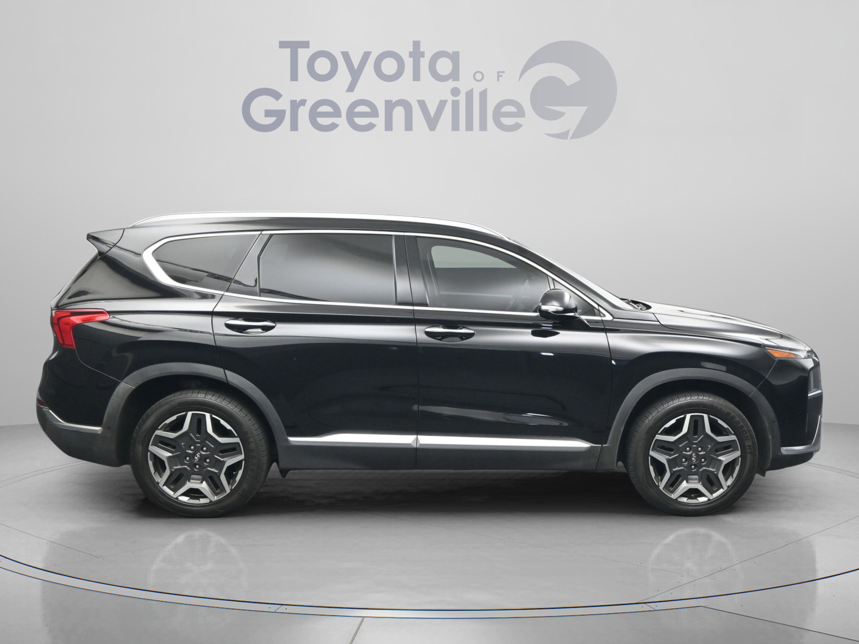 Used 2022 Hyundai Santa Fe Limited image 17