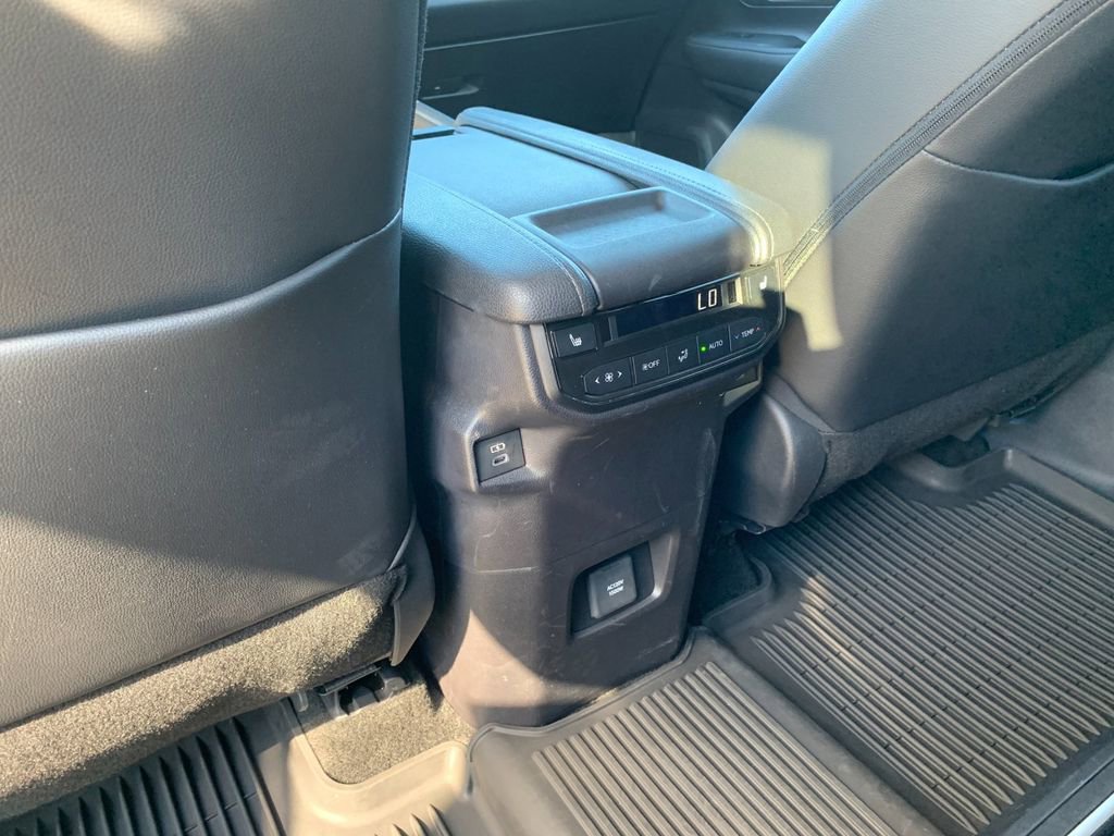 Used 2025 Toyota Grand Highlander AWD Hybrid image 15