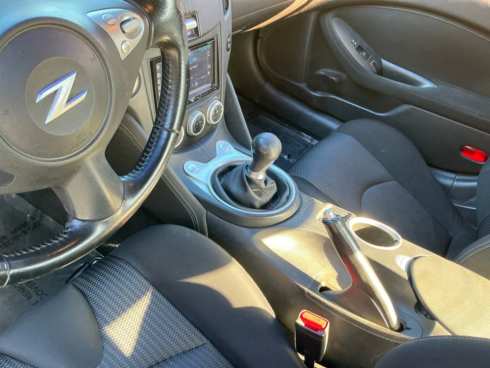 Used 2014 Nissan 370Z Coupe w/ Sport Package RWD image 10