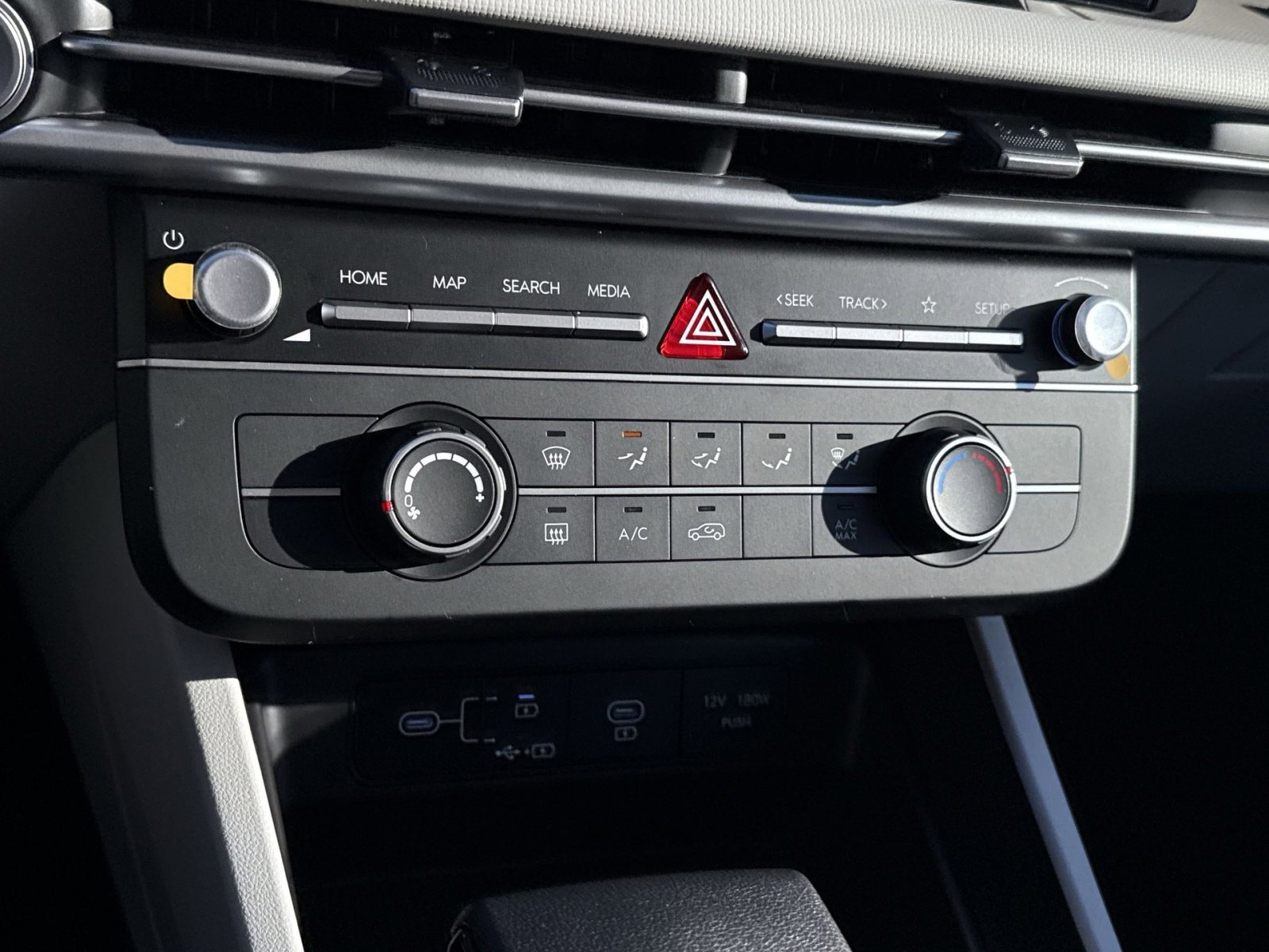 New 2026 Hyundai Tucson SE image 20