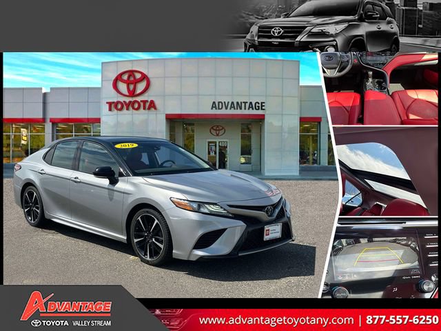Used 2019 Toyota Camry XSE FWD image 1