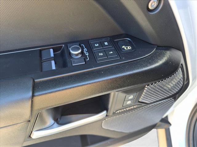 Used 2023 Land Rover Defender 90 V8 AWD/4WD image 11