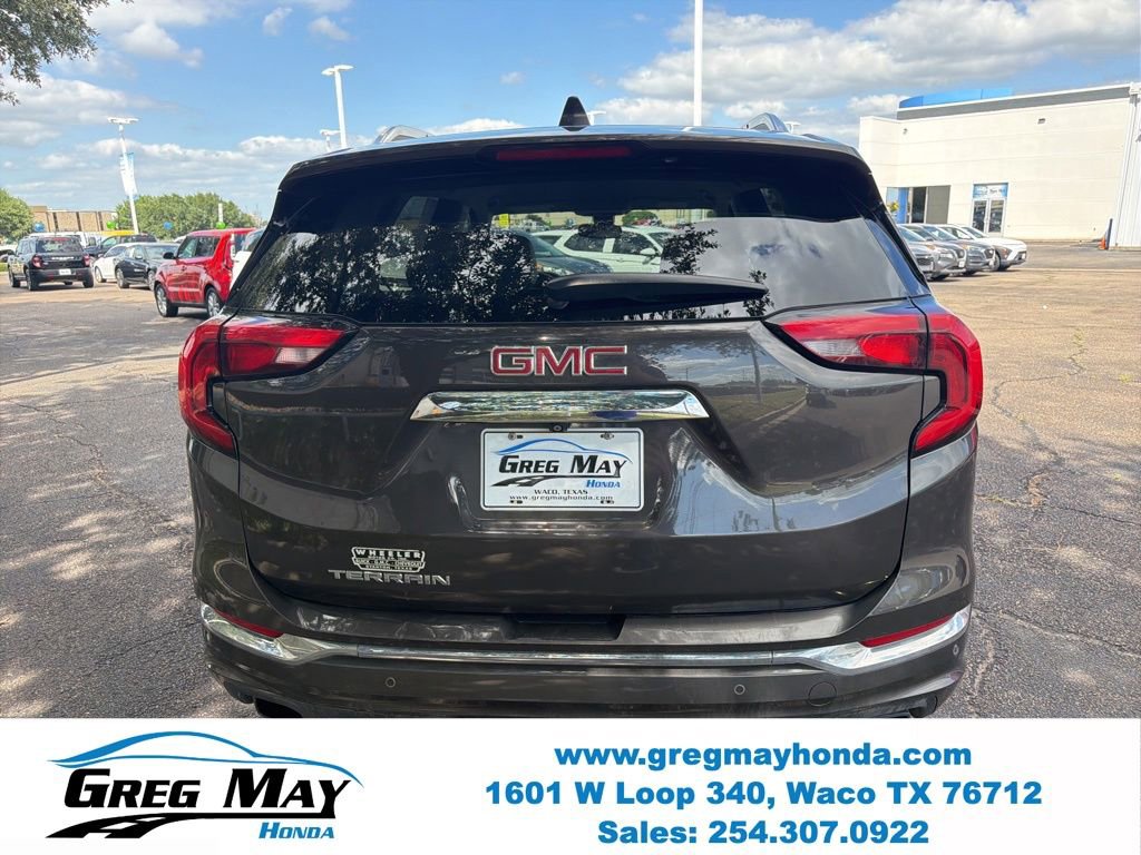 Used 2019 GMC Terrain Denali w/ Advanced Safety Package FWD image 2