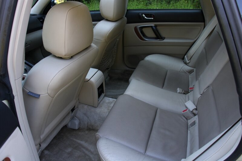 Used 2005 Subaru Outback 3.0R L.L. Bean AWD/4WD image 15