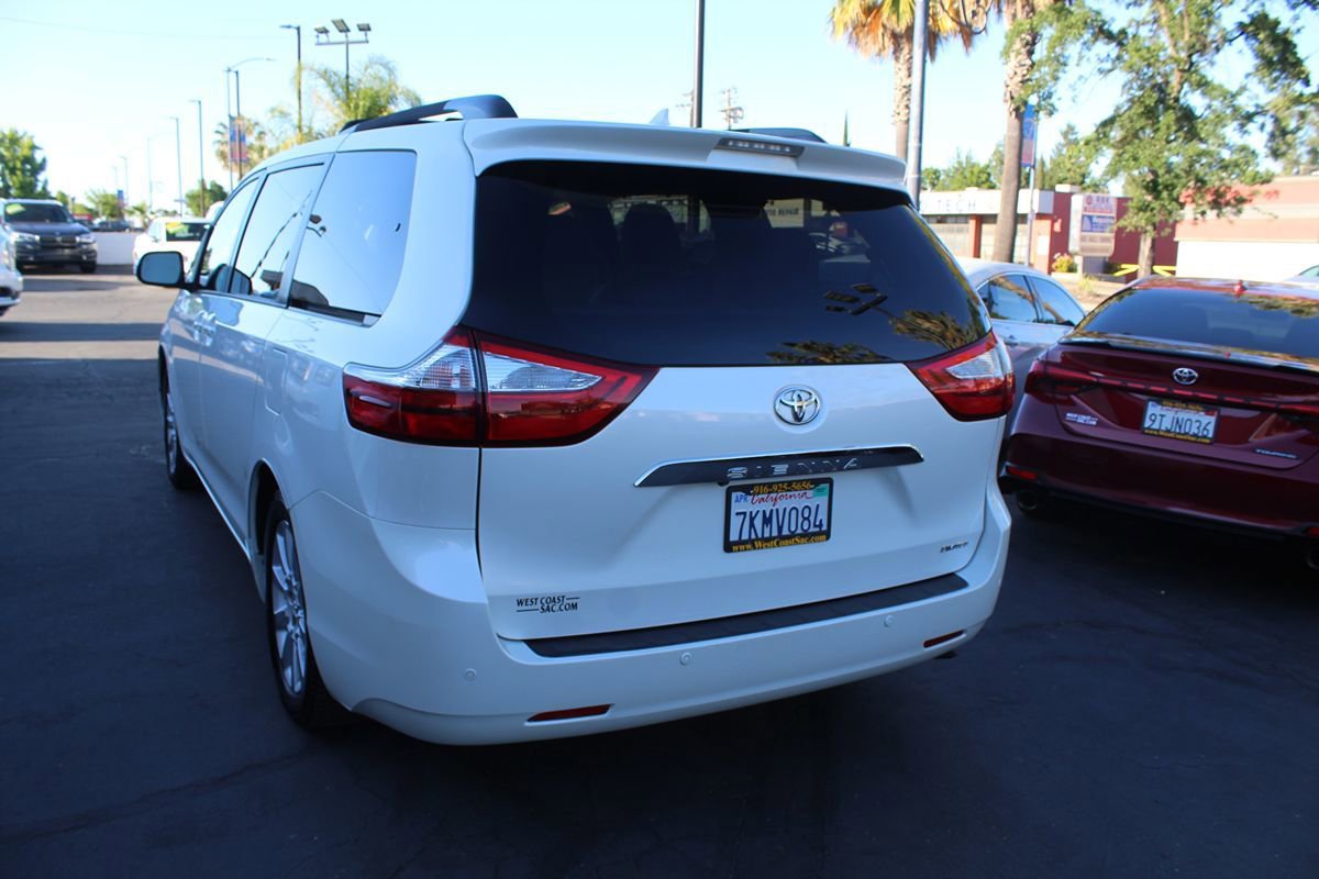 Used 2015 Toyota Sienna Limited Premium FWD image 5