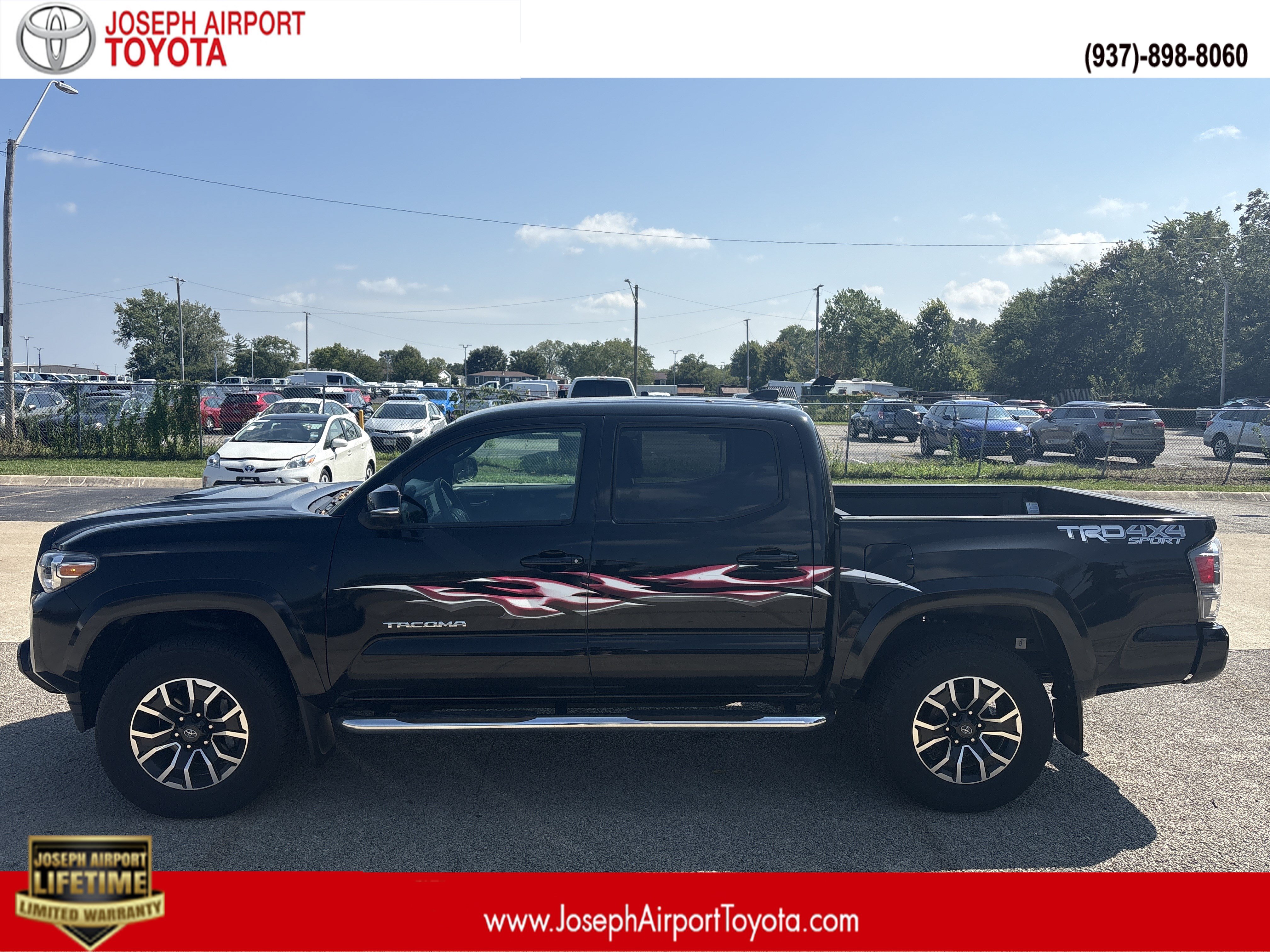 Used 2023 Toyota Tacoma TRD Sport w/ Advanced Technology Package AWD/4WD image 1