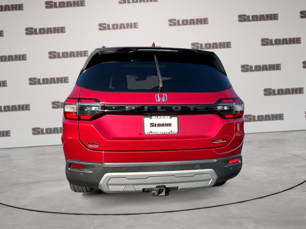 Used 2023 Honda Pilot TrailSport image 4