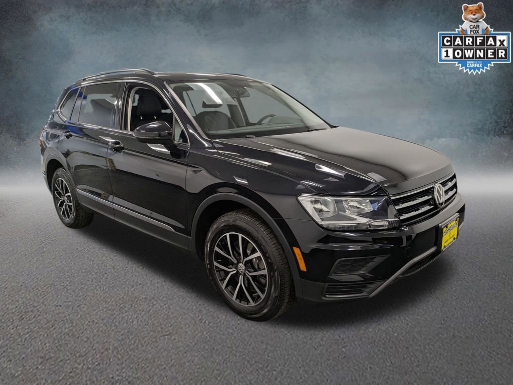 Used 2021 Volkswagen Tiguan SE w/ Panoramic Sunroof Package AWD/4WD image 3
