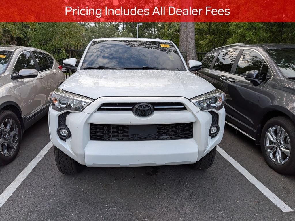 Used 2021 Toyota 4Runner SR5 Premium AWD/4WD image 2