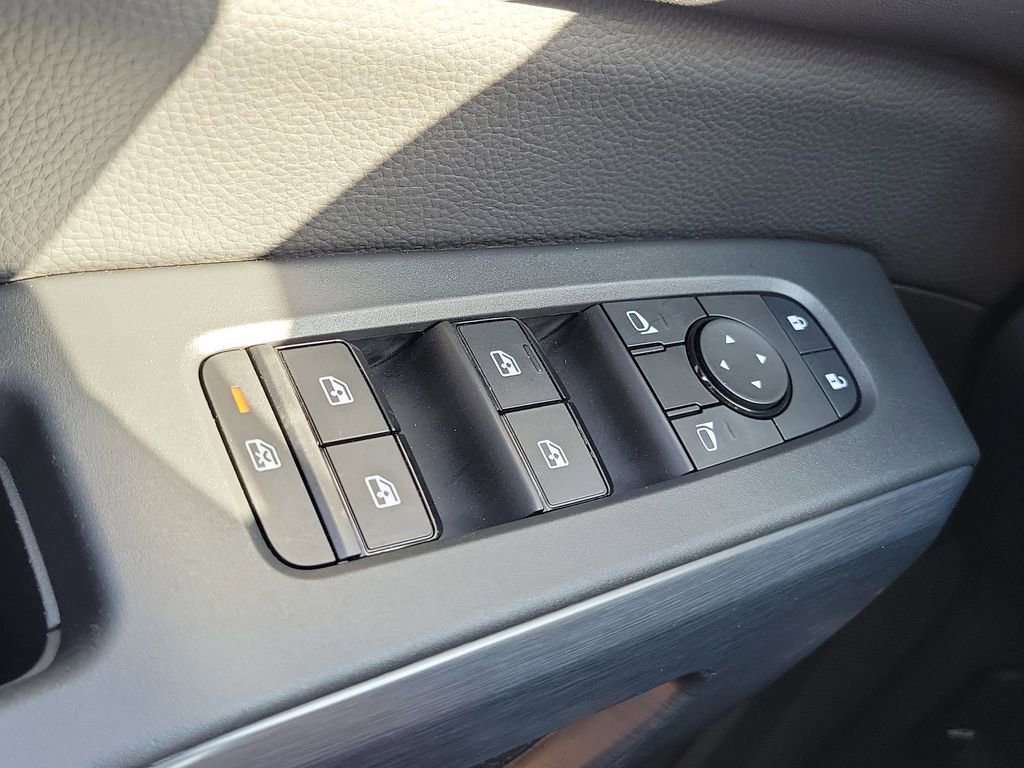 Used 2025 Nissan Pathfinder Rock Creek image 16