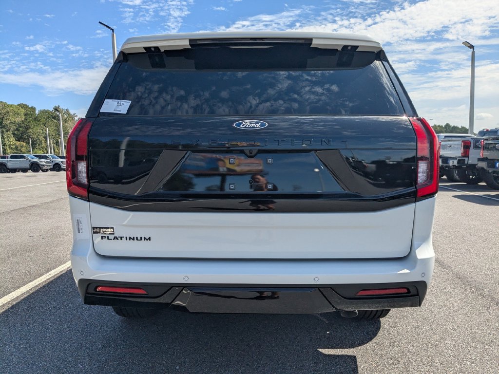New 2027 Ford Expedition Platinum w/ Stealth Performance Package AWD/4WD image 5