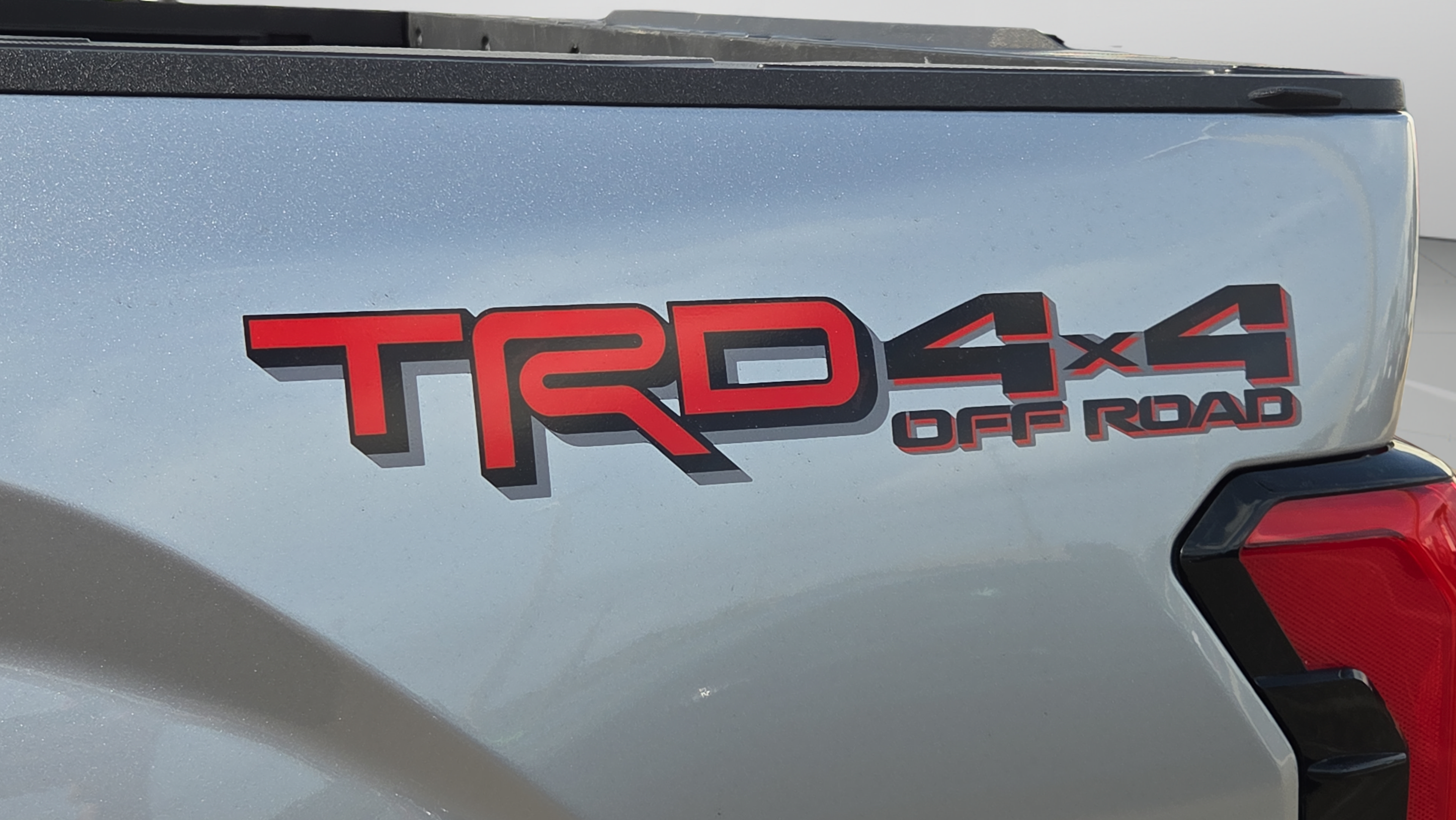 Certified 2025 Toyota Tundra Limited w/ TRD Off-Road Package AWD/4WD image 34