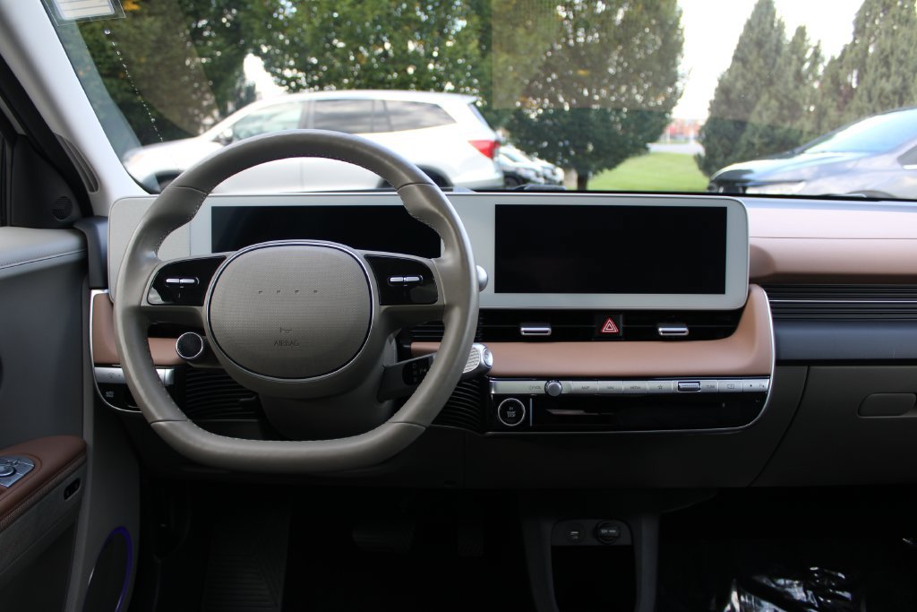 Used 2024 Hyundai Ioniq 5 Limited AWD/4WD image 15