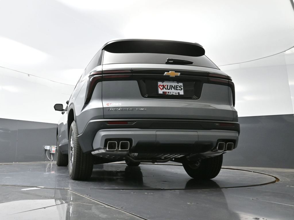 New 2026 Chevrolet Traverse LT w/ Driver Confidence Package image 43