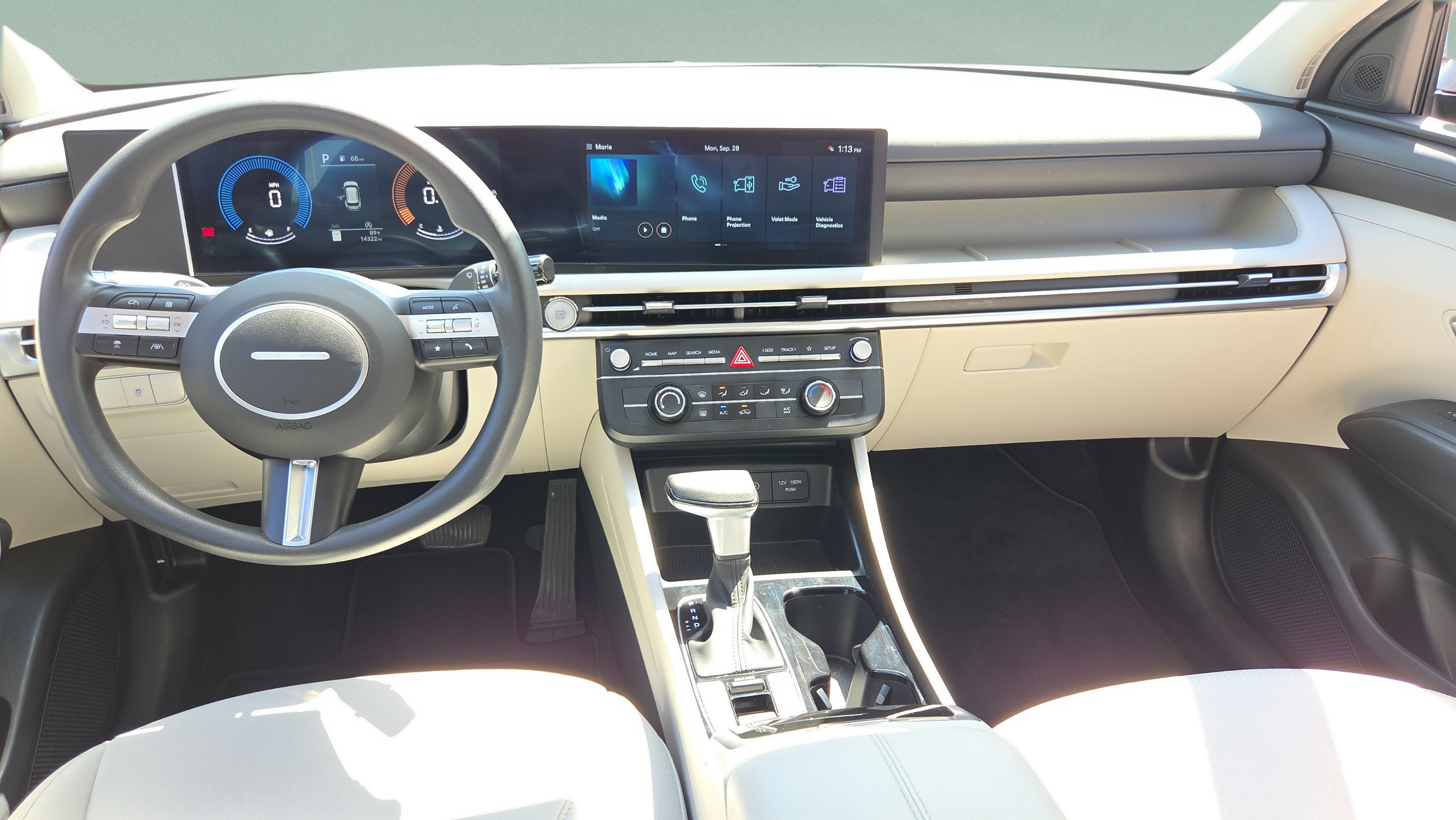 Used 2025 Hyundai Tucson SE FWD image 12