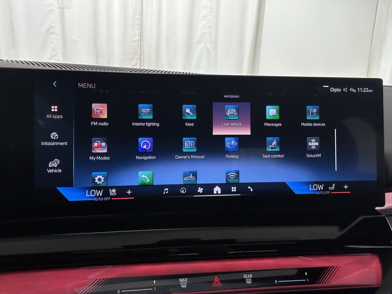 Used 2024 BMW i5 eDrive40i w/ M Sport Package image 16